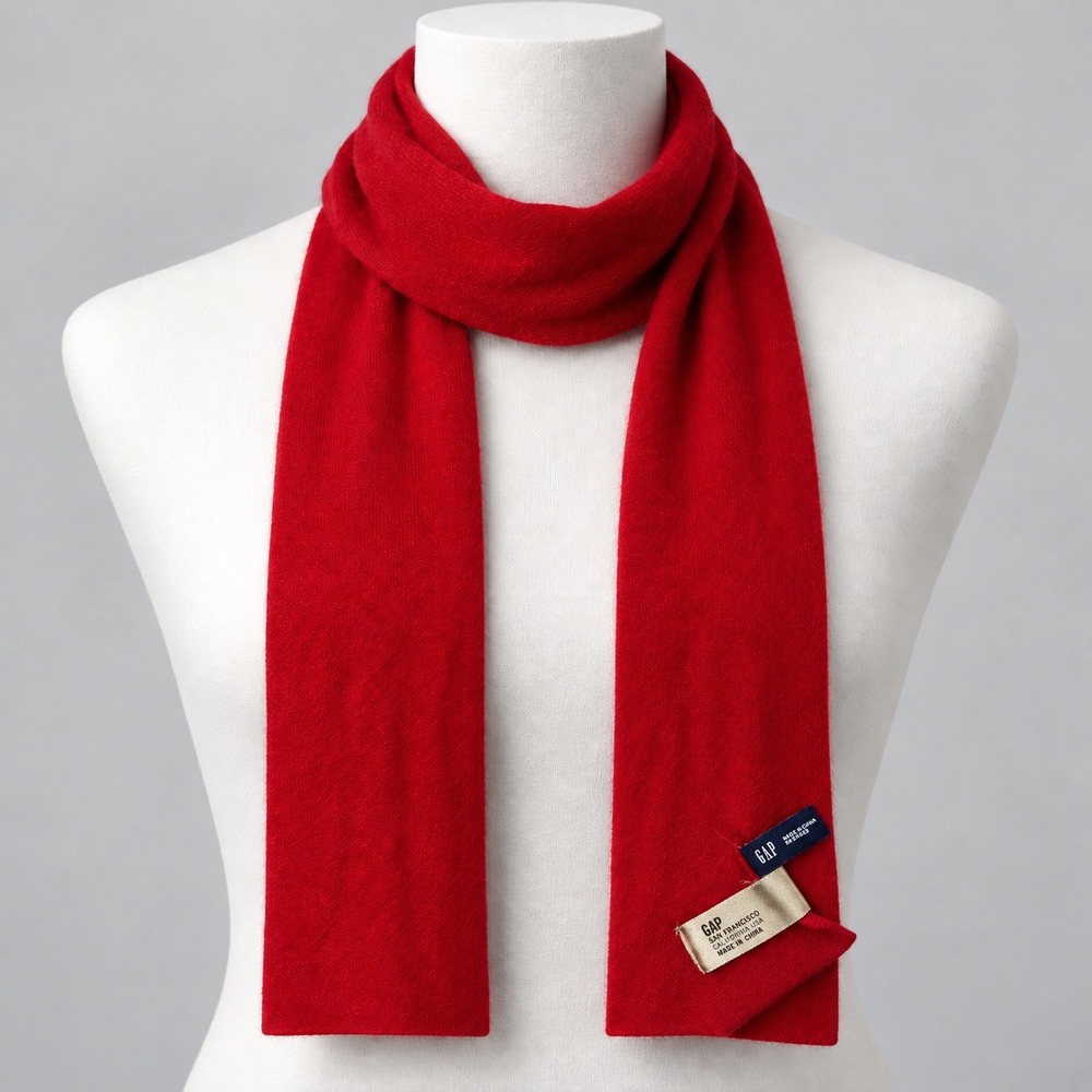 Gap Vintage Angora Blend Red Scarf Limited Edition Minimalist Y2K Preppy 68x9